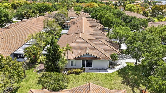 4701 SW 13th Street, Deerfield Beach, FL 33442