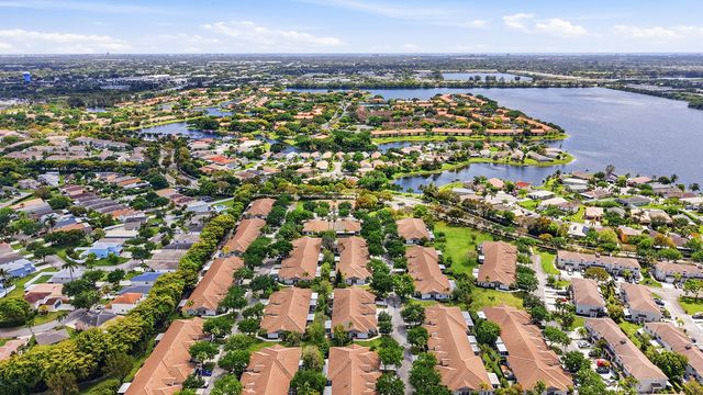 4701 SW 13th Street, Deerfield Beach, FL 33442