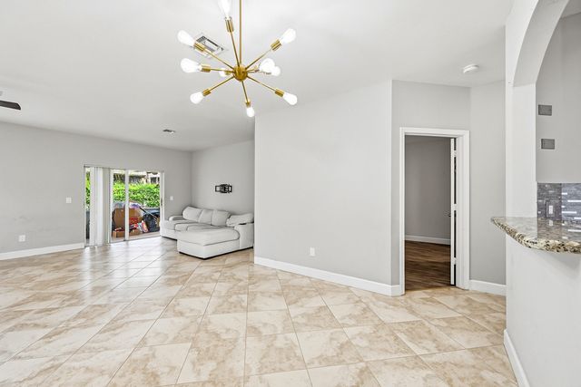 4701 SW 13th Street, Deerfield Beach, FL 33442