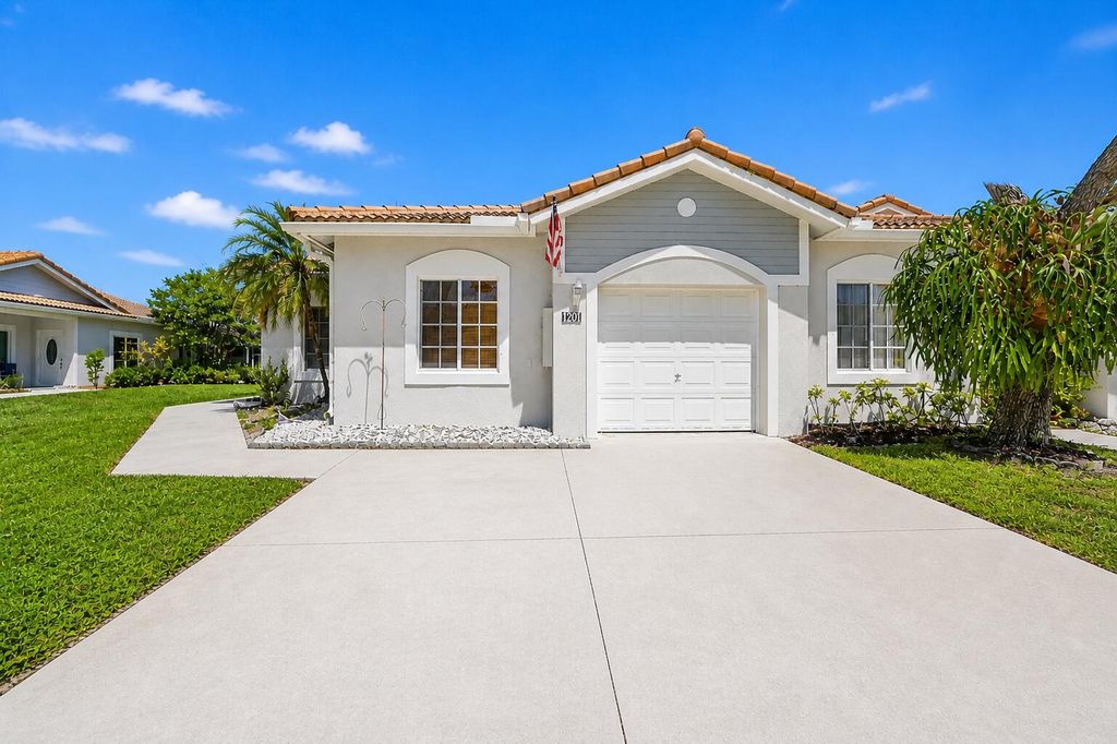 4701 SW 13th Street, Deerfield Beach, FL 33442