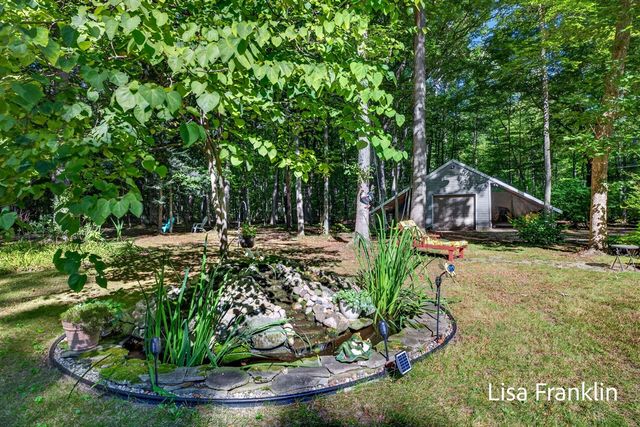 14595 State Road, Spring Lake, MI 49456