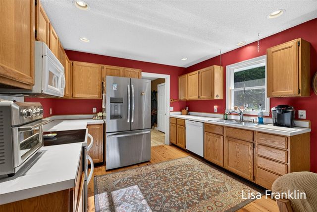 14595 State Road, Spring Lake, MI 49456