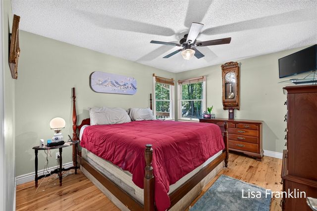 14595 State Road, Spring Lake, MI 49456