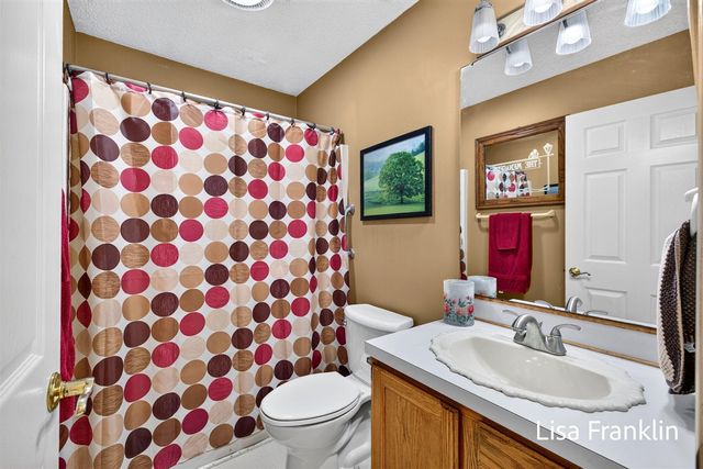 14595 State Road, Spring Lake, MI 49456