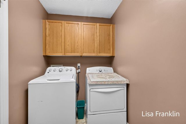 14595 State Road, Spring Lake, MI 49456
