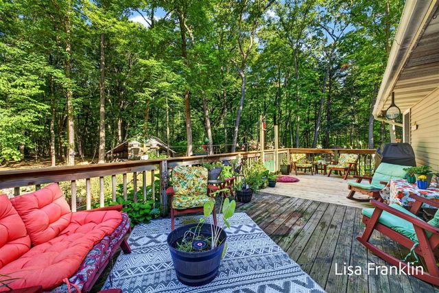 14595 State Road, Spring Lake, MI 49456