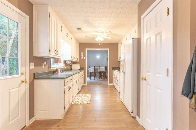 70 Summer Walk Drive, Covington, GA 30016