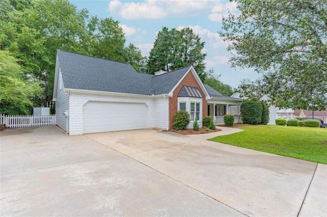 70 Summer Walk Drive, Covington, GA 30016