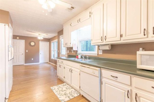 70 Summer Walk Drive, Covington, GA 30016