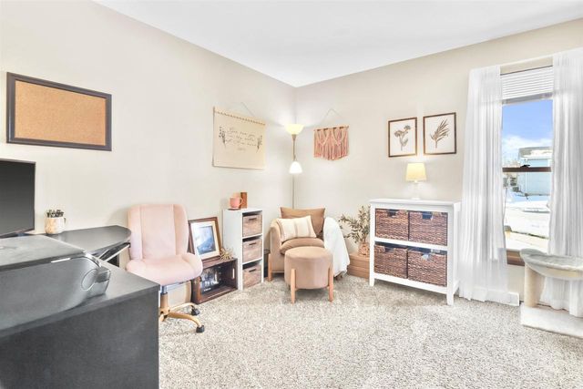 1002 Cherrywood Drive, Waukesha, WI 53188