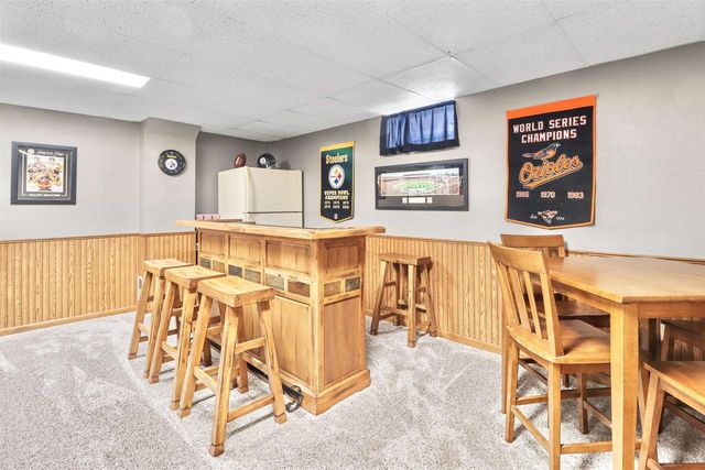 1002 Cherrywood Drive, Waukesha, WI 53188