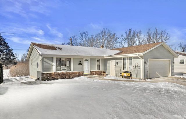 1002 Cherrywood Drive, Waukesha, WI 53188