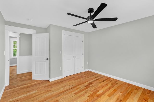 163 Hope St, Seekonk, MA 02771