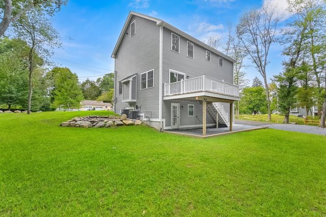 163 Hope St, Seekonk, MA 02771