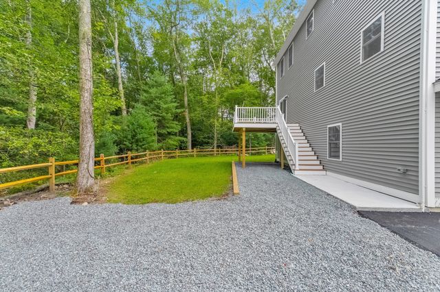 163 Hope St, Seekonk, MA 02771