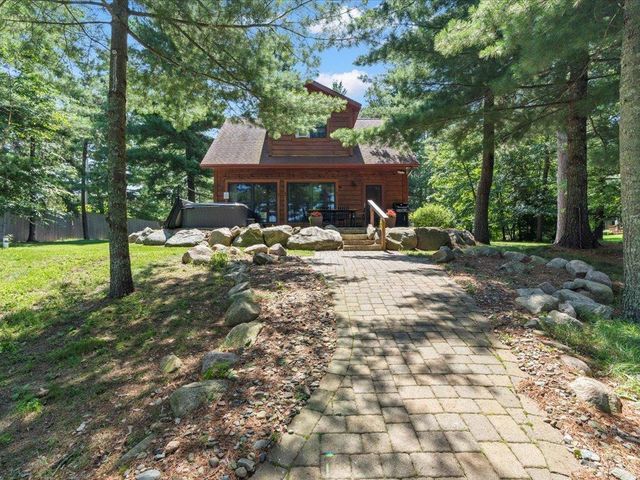 9120 Hunters Lane, Pequot Lakes, MN 56472