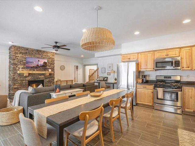 9120 Hunters Lane, Pequot Lakes, MN 56472