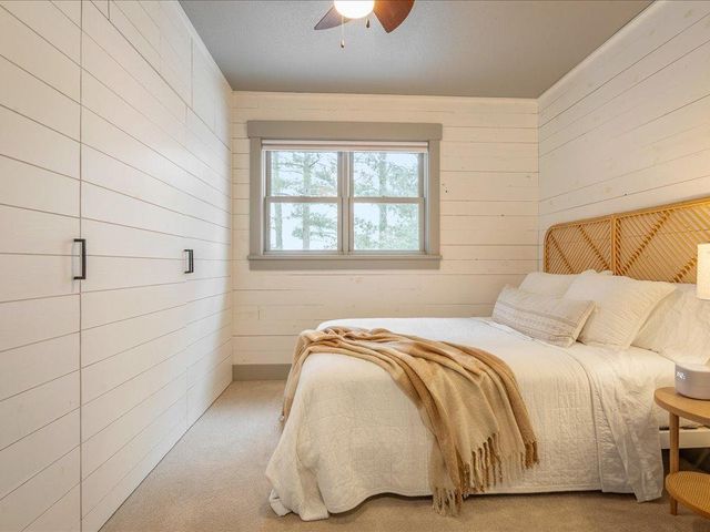 9120 Hunters Lane, Pequot Lakes, MN 56472