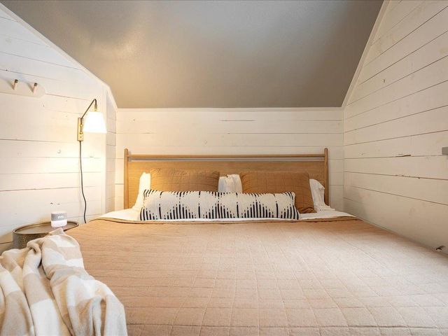 9120 Hunters Lane, Pequot Lakes, MN 56472