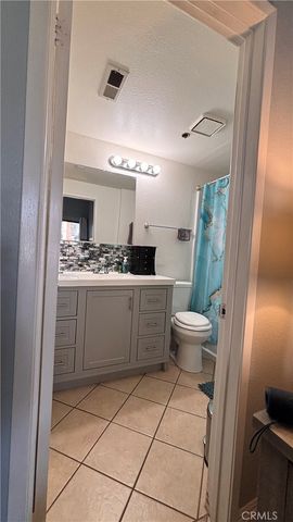 720 W 4th 114, Long Beach, CA 90802