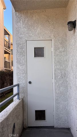 720 W 4th 114, Long Beach, CA 90802