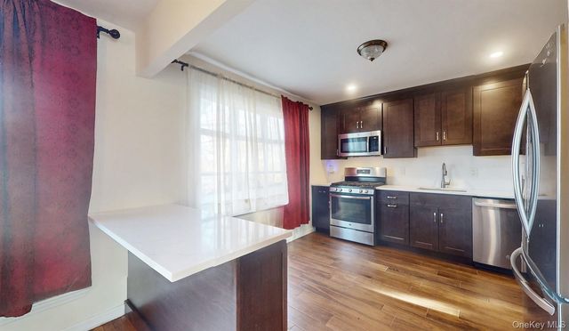 10 Rumbrook Road, Elmsford, NY 10523