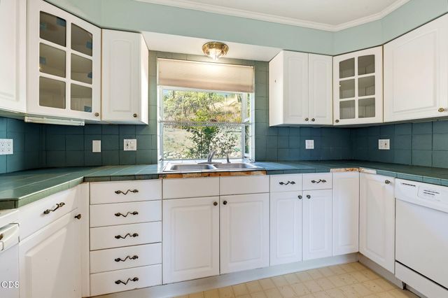 3121 Old Military Road, Medford, OR 97502