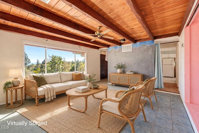 3121 Old Military Road, Medford, OR 97502