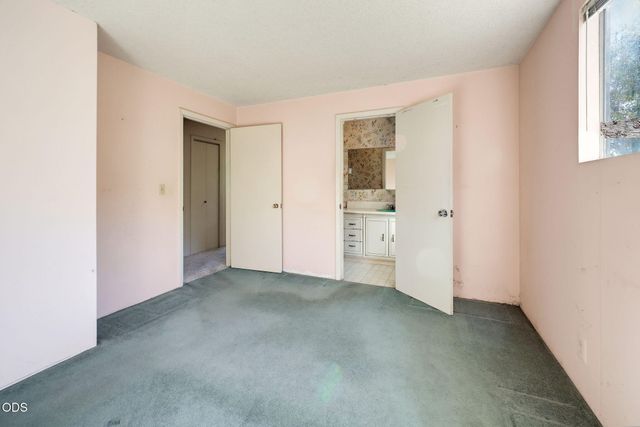 3121 Old Military Road, Medford, OR 97502