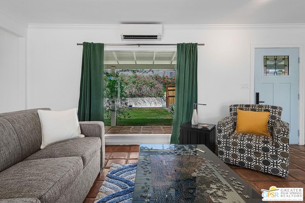 Image 5 of property listing at 630 N Hermosa Drive, Palm Springs, CA 92262