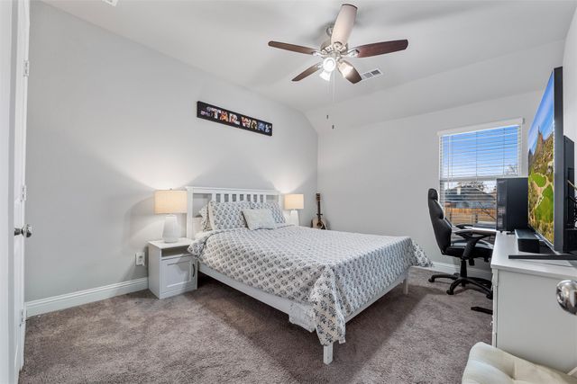 620 Hutchinson Lane, Lewisville, TX 75077