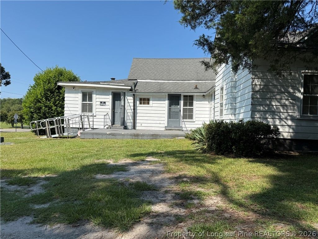 225 S Main Street, Raeford, NC 28376 — photo 10