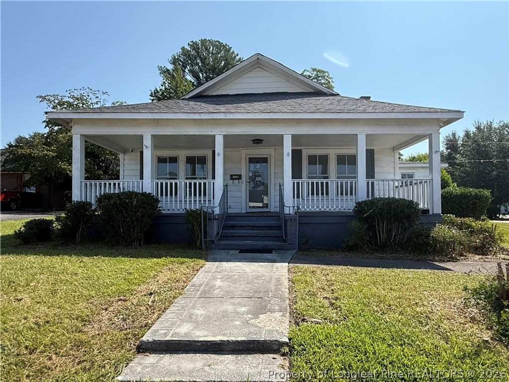 225 S Main Street, Raeford, NC 28376 — photo 2