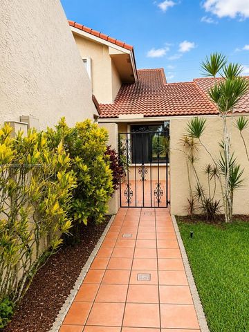 613 Patio Village Way, Weston, FL 33326