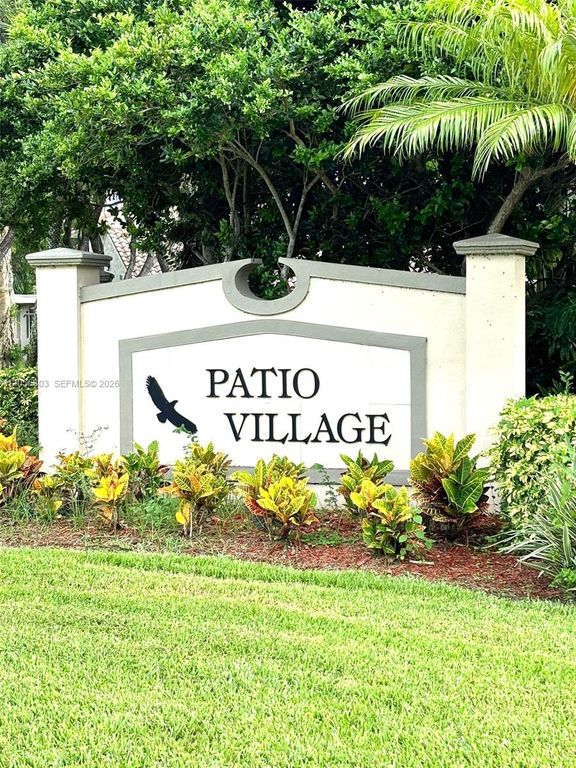 613 Patio Village Way, Weston, FL 33326