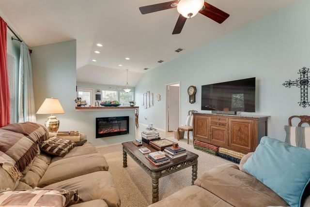 8104 Autumn Creek Trail, Fort Worth, TX 76134