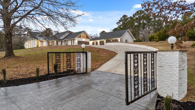 3176 Chestnut Circle NW, Cleveland, TN 37312