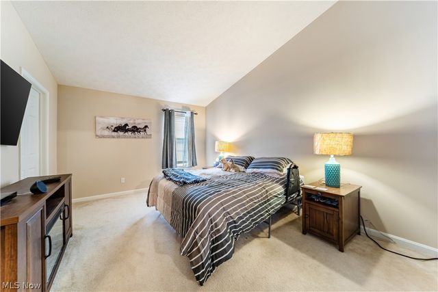 13651 Woodcroft, North Royalton, OH 44133