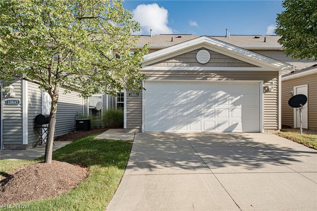 13651 Woodcroft, North Royalton, OH 44133