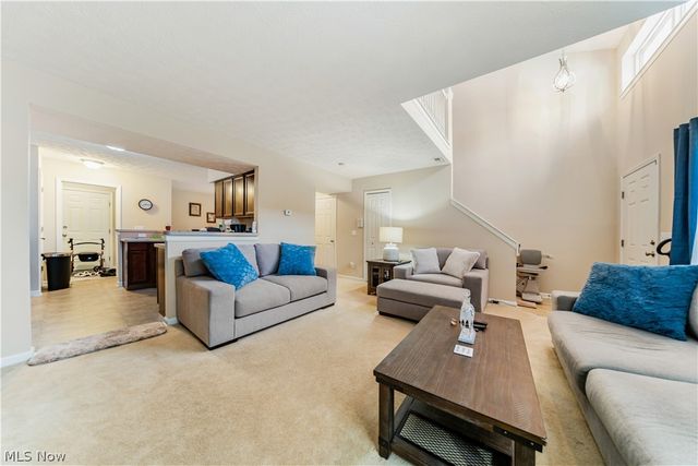 13651 Woodcroft, North Royalton, OH 44133