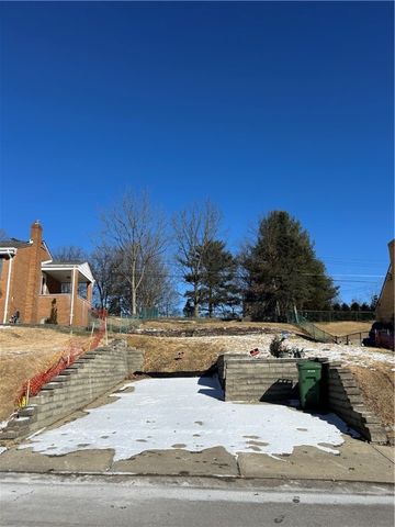 845 Corbett Dr, Castle Shannon, PA 15234