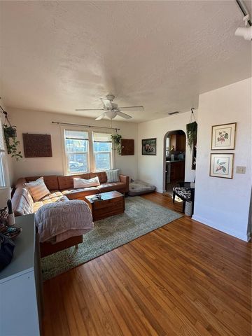 145 NE LINCOLN CIRCLE N, St Petersburg, FL 33702