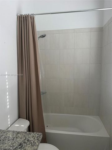 11718 SW 13th Ct, Pembroke Pines, FL 33025