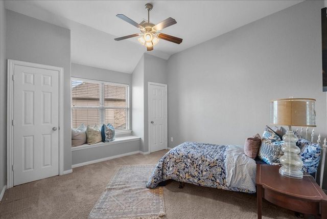 904 Cozy Hollow Court, Friendswood, TX 77546