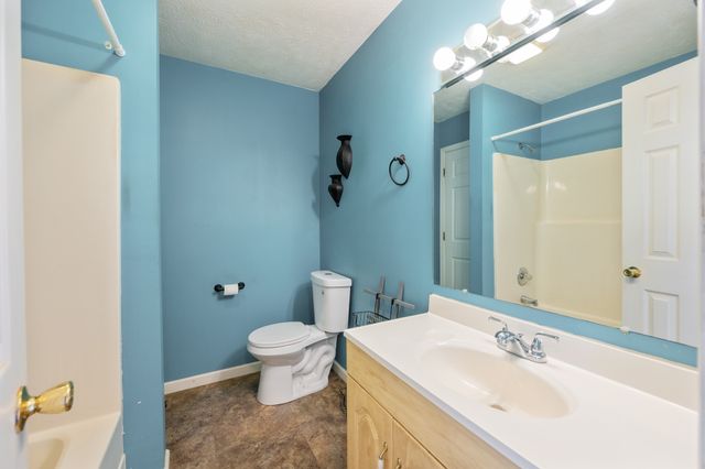 750 Northwind Loop, Lexington, TN 38351