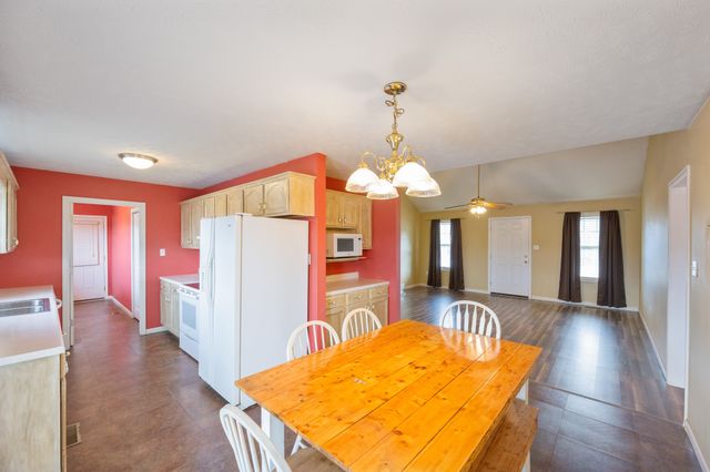 750 Northwind Loop, Lexington, TN 38351