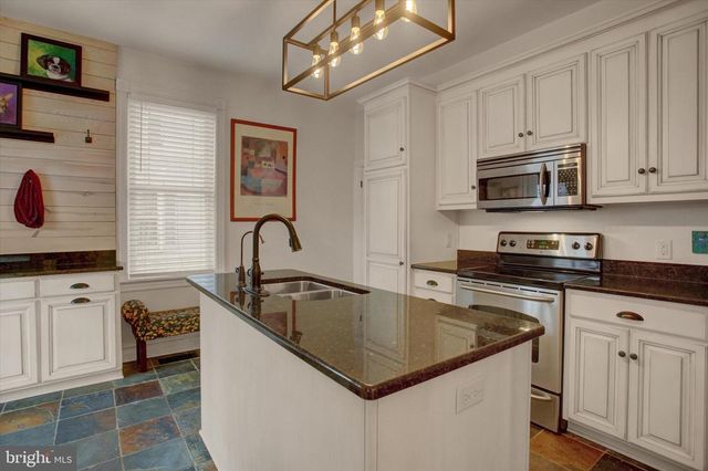 438 E BALTIMORE STREET, Greencastle, PA 17225