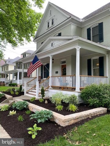 438 E BALTIMORE STREET, Greencastle, PA 17225