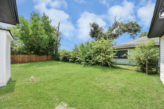 4910 Eppes Street, Houston, TX 77021