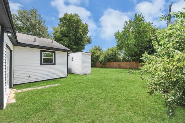 4910 Eppes Street, Houston, TX 77021